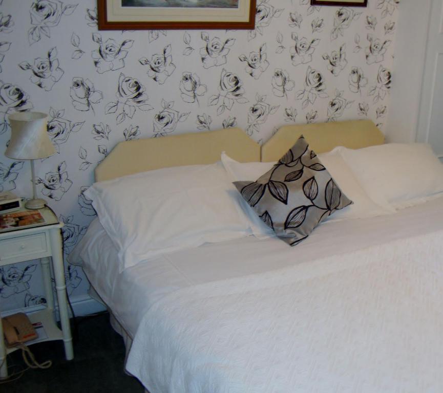 Sherwood Hotel - B&B 해러게이트 객실 사진